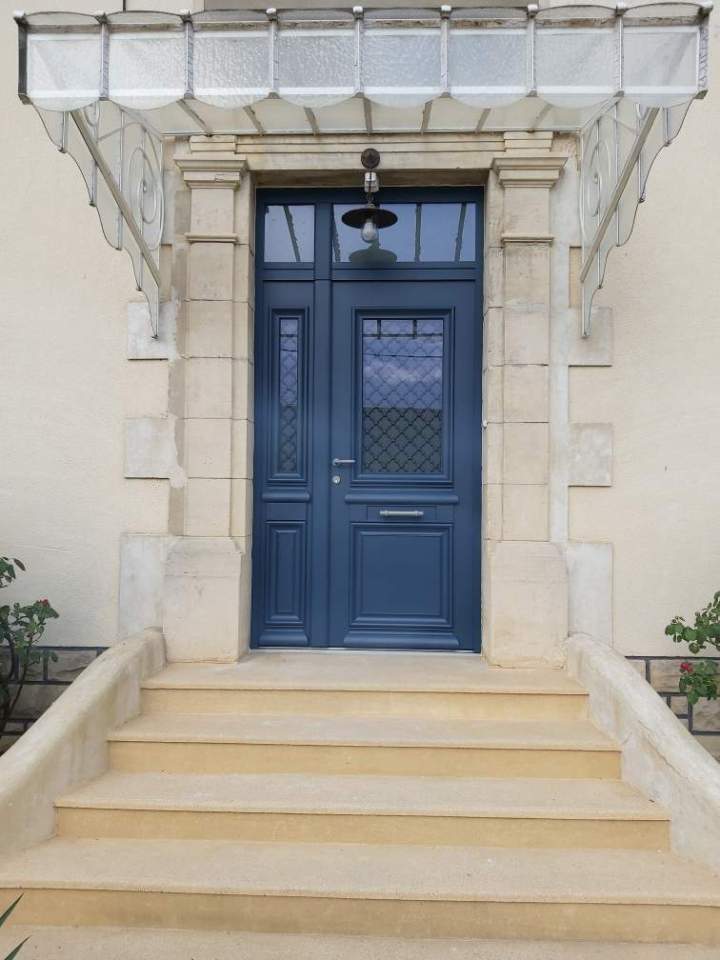 Création et pose de toutes vos menuiseries extérieures.